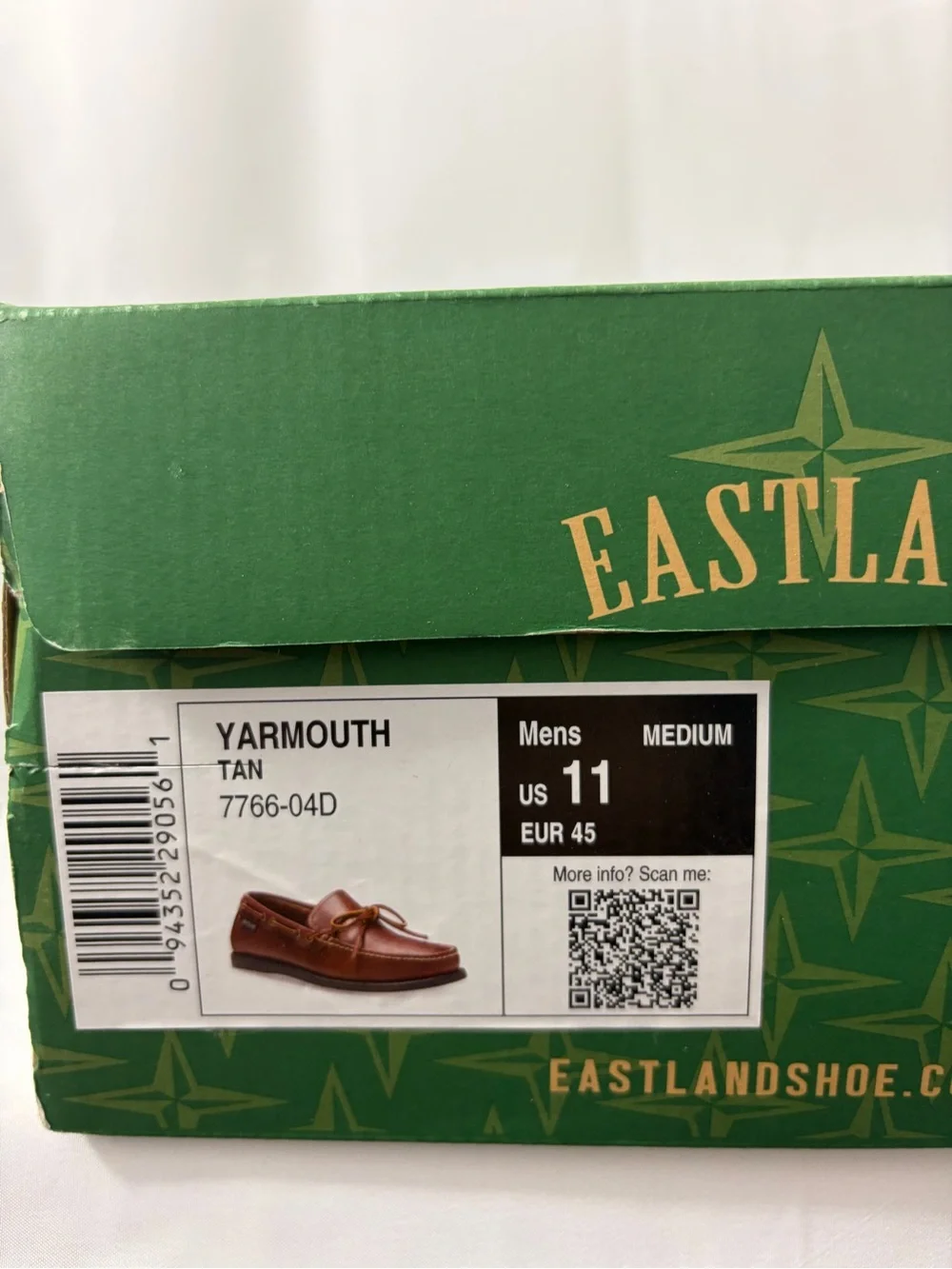 NWT Eastland Men's Size 11 Tan Leather Boat Shoes with Lace Detail